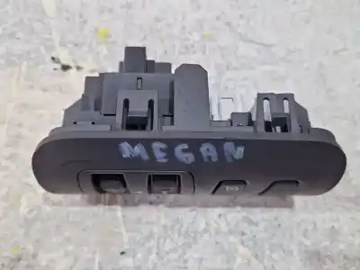 Pezzo di ricambio per auto di seconda mano interruttore regolatore altezza fari per renault megane ii (bm0/1_, cm0/1_) 1.9 dci riferimenti oem iam 88020001  