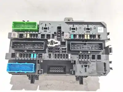 Pièce détachée automobile d'occasion BOÎTES À FUSIBLES pour OPEL ASTRA H (A04)  Références OEM IAM 13222173  