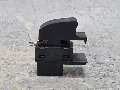 Pezzo di ricambio per auto di seconda mano interruttore alzacristalli anteriore destro per audi a3 (8l1) 1.9 tdi riferimenti oem iam 8l0959855a   Pezzo di ricambio per auto di seconda mano interruttore alzacristalli anteriore destro per audi a3 (8l1) 1.9 tdi riferimenti oem iam 8l0959855a