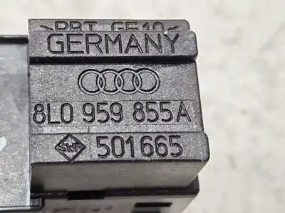 Pezzo di ricambio per auto di seconda mano interruttore alzacristalli anteriore destro per audi a3 (8l1) 1.9 tdi riferimenti oem iam 8l0959855a   Pezzo di ricambio per auto di seconda mano interruttore alzacristalli anteriore destro per audi a3 (8l1) 1.9 tdi riferimenti oem iam 8l0959855a