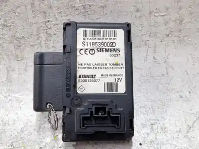 Peça sobressalente para automóvel em segunda mão  por RENAULT MEGANE II (BM0/1_, CM0/1_)  Referências OEM IAM 8200125077  