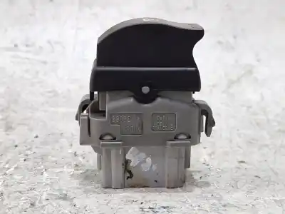 Peça sobressalente para automóvel em segunda mão botão / interruptor elevador vidro traseiro direito por renault megane ii (bm0/1_, cm0/1_) 1.5 dci (bm1e cm1e) referências oem iam 315027b  