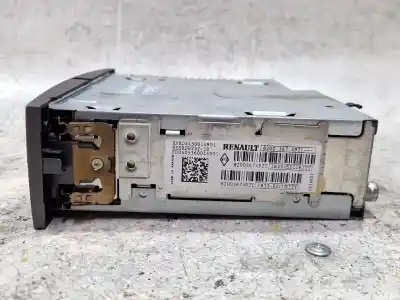 Second-hand car spare part audio system / radio cd for renault megane ii (bm0/1_, cm0/1_) 1.5 dci (bm1e cm1e) oem iam references 8200367492  