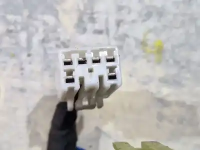 Second-hand car spare part ignition switch for kia cee'd fastback (ed) 1.6 crdi 115 oem iam references   