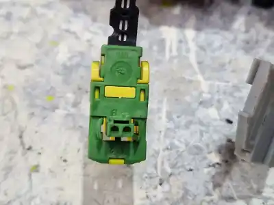 Pezzo di ricambio per auto di seconda mano comando multifunzione per renault clio ii fase i (b/cb0) (1998->) 1.5 dci (b/cb03) riferimenti oem iam 8200058676   Pezzo di ricambio per auto di seconda mano comando multifunzione per renault clio ii fase i (b/cb0) (1998->) 1.5 dci (b/cb03) riferimenti oem iam 8200058676