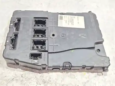 Автозапчасти б/у блок реле/предохранителей за RENAULT MEGANE II (BM0/1_, CM0/1_) 1.9 dCi (BM0G CM0G) ссылки OEM IAM 8200306434  