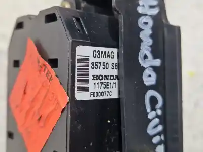 Peça sobressalente para automóvel em segunda mão botão / interruptor elevador vidro dianteiro esquerdo por honda civic vii hatchback (eu, ep, ev) 1.7 ctdi (ep4 eu9) referências oem iam 35750s6d   Peça sobressalente para automóvel em segunda mão botão / interruptor elevador vidro dianteiro esquerdo por honda civic vii hatchback (eu, ep, ev) 1.7 ctdi (ep4 eu9) referências oem iam 35750s6d