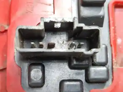 Pezzo di ricambio per auto di seconda mano LUCI POSTERIORI DESTRA per PEUGEOT 206 FASTBACK (2A/C)  Riferimenti OEM IAM 085501921R  
