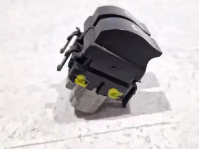 Peça sobressalente para automóvel em segunda mão botão / interruptor elevador vidro dianteiro esquerdo por renault megane ii (bm0/1_, cm0/1_) 1.5 dci (bm02 bm13 bm2a cm02 cm13) referências oem iam 315033a  