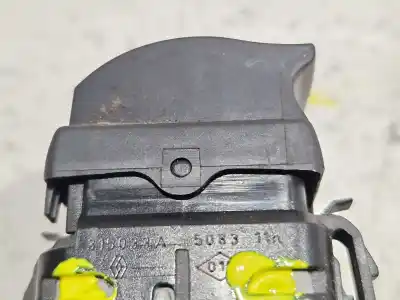 Second-hand car spare part left front power window switch for renault megane ii (bm0/1_, cm0/1_) 1.5 dci (bm02 bm13 bm2a cm02 cm13) oem iam references 315033a  