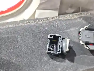 Second-hand car spare part left tailgate light for renault megane i scenic (ja0) 1.9 dti diesel cat oem iam references 265550014r  