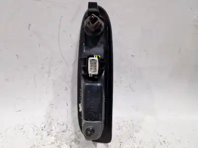 Автозапчастина б/у передній правий віконний вимикач для renault clio ii fase i (b/cb0) (1998->) 1.5 dci (b/cb03) посилання на oem iam 8200084005  