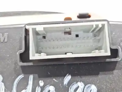 Peça sobressalente para automóvel em segunda mão quadrante por renault clio ii fase ii (b/cb0) 1.9 dti diesel 80 cv / 59 kw referências oem iam p8200071116  