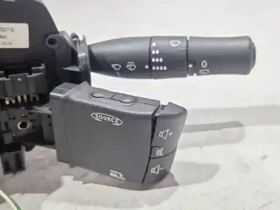 Peça sobressalente para automóvel em segunda mão comandos de alavanca por renault megane ii (bm0/1_, cm0/1_) 1.5 dci (bm1e cm1e) referências oem iam 618300019  