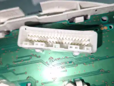 Peça sobressalente para automóvel em segunda mão quadrante por nissan note (e11e) 1.5 dci turbodiesel cat referências oem iam 9u55d26qht59  