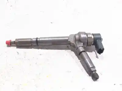 Автозапчастина б/у инжектор для OPEL ASTRA H (A04) 1.7 CDTI (L48) Посилання на OEM IAM 0445110175  