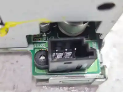Pezzo di ricambio per auto di seconda mano impianto audio / radio cd per renault scénic ii (jm0/1_) 1.9 dci (jm14) riferimenti oem iam 8200300863b  