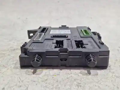 Pezzo di ricambio per auto di seconda mano scatola relè/fusibili per renault megane iii fastback (bz0/1_, b3_) 1.5 dci (bz09, bz0d, bz1w, bz29, bz14) riferimenti oem iam 284b13506r  