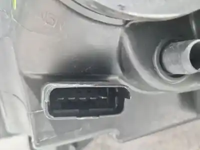 Second-hand car spare part right headlight for renault clio ii fase ii (b/cb0) authentique oem iam references 15601800re  