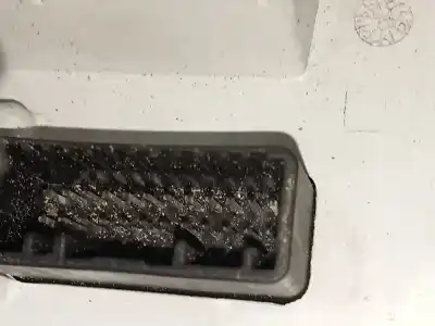 Second-hand car spare part multifunction display for renault clio iii 1.5 dci diesel oem iam references 8200307273c  