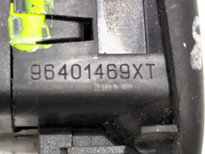 Second-hand car spare part left front power window switch for citroen c2 (jm_) 1.1 oem iam references 96401469xt  