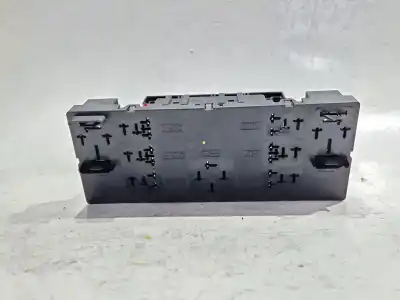 Peça sobressalente para automóvel em segunda mão caixa de fusíveis e relés por seat leon (1p1) 2.0 tdi 16v referências oem iam 3c0937049e  