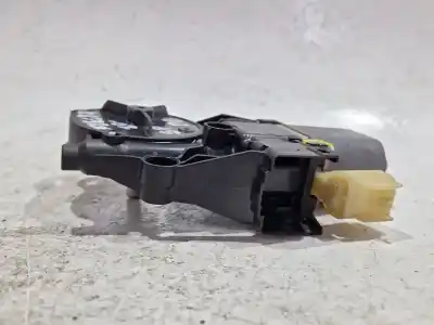 Second-hand car spare part right front window motor for ford fiesta vi (cb1, ccn) 1.4 tdci oem iam references 8a6114553a  