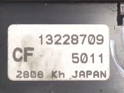 Автозапчастина б/у передній правий віконний вимикач для opel astra h (a04) 1.7 cdti (l48) посилання на oem iam 13228709  