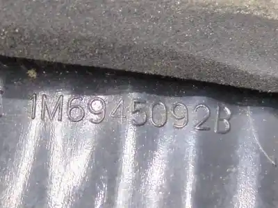 Автозапчастина б/у правий ліхтар в дверях для seat leon (1m1) 1.9 tdi посилання на oem iam 1m6945092b  