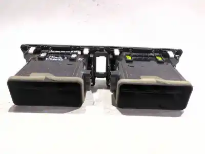 Peça sobressalente para automóvel em segunda mão grelha de ventilação tablier por mazda 3 (bm, bn) 2.2 d referências oem iam bhn26491x  