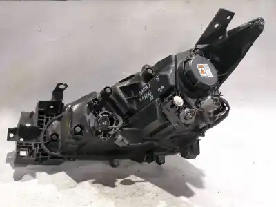 Second-hand car spare part right headlight for mazda 3 (bm, bn) 2.2 d oem iam references bhr251030  