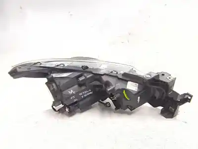 Second-hand car spare part left headlight for mazda 3 (bm, bn) 2.2 d oem iam references 7020143700  