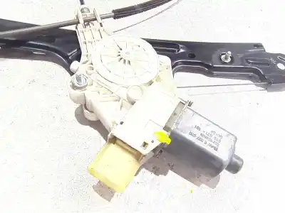 Second-hand car spare part passenger side right window regulator for bmw 1 (e87) 120 d oem iam references 6927030  