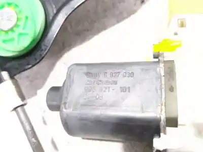 Second-hand car spare part passenger side right window regulator for bmw 1 (e87) 120 d oem iam references 6927030  