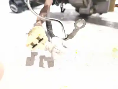 Pezzo di ricambio per auto di seconda mano piantone dello sterzo per peugeot 107 1.0 riferimenti oem iam spw1513  