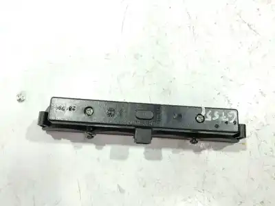 Peça sobressalente para automóvel em segunda mão Farolim De Travão Central por AUDI A4 B5 (8D2) 1.9 TDI Referências OEM IAM 8D5945097A  