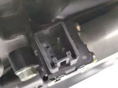 Peça sobressalente para automóvel em segunda mão elevador de vidros dianteiro direito por mazda 3 (bm, bn) 2.2 d referências oem iam bhn95897x  