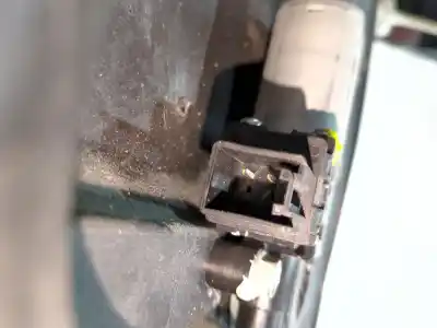 Peça sobressalente para automóvel em segunda mão elevador de vidros traseiro direito por mazda 3 (bm, bn) 2.2 d referências oem iam bhn97297xa  