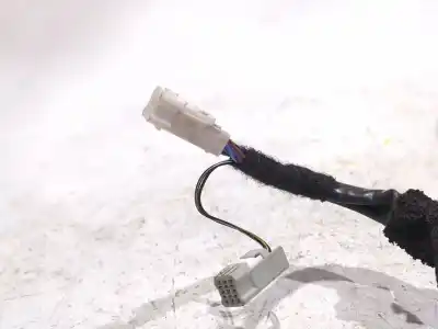 Second-hand car spare part right rearview mirror for mazda 3 (bm, bn) 2.2 d oem iam references e4024228  