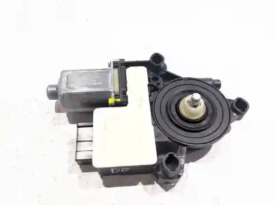 Peça sobressalente para automóvel em segunda mão MOTOR ELEVADOR VIDRO DIANTEIRO DIREITO por SEAT ARONA 1.0 TSI Referências OEM IAM 2Q1959406E  