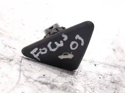 Автозапчасти б/у КНОПКА БАГАЖНИКА за FORD FOCUS I (DAW, DBW) 1.8 TDCi ссылки OEM IAM 3BAG198514AE  