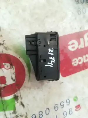 Peça sobressalente para automóvel em segunda mão botão / interruptor elevador vidro dianteiro esquerdo por ford focus lim. (cb4) titanium referências oem iam 13258521aa