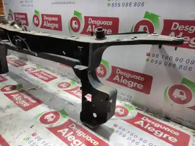 Second-hand car spare part front panel for renault clio iii emotion oem iam references 8200290143  