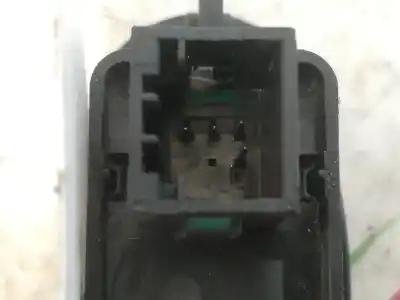 Pezzo di ricambio per auto di seconda mano interruttore alzacristalli anteriore sinistro per citroen c2 1.4 hdi riferimenti oem iam 96401469xt  