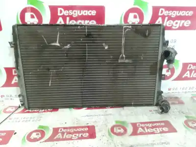 Recambio de automóvil de segunda mano de Radiador Agua para SEAT ALTEA (5P1) 1.9 TDI referencias OEM IAM 1K0121253AA  