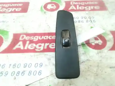 Pièce détachée automobile d'occasion COMMANDE DE LÈVE VITRE ARRIÈRE GAUCHE pour SSANGYONG REXTON  Références OEM IAM 8584008000  