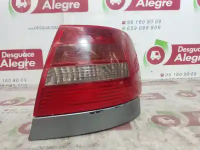 Автозапчастина б/у правий ліхтар для audi a4 avant (b5) 1.9 tdi quattro посилання на oem iam 289902  