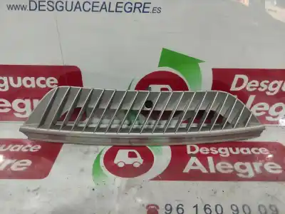 Second-hand car spare part front grille for smart cabrio pulse oem iam references 0001694  12532