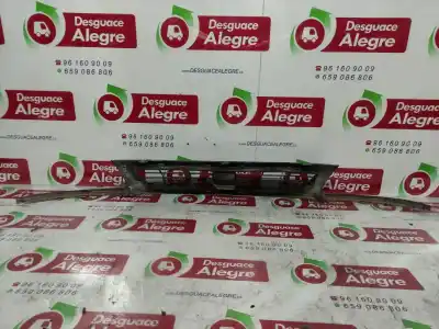 Pièce détachée automobile d'occasion GRILLE AVANT pour SEAT CORDOBA BERLINA (6K2)  Références OEM IAM 6K0854643  