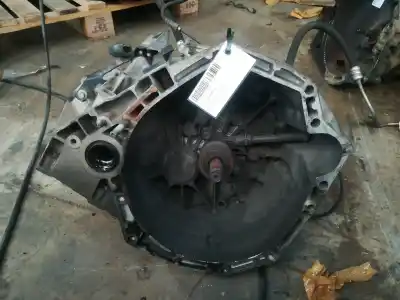 Pezzo di ricambio per auto di seconda mano riduttore per dacia duster laureate 4x2 riferimenti oem iam tl4b043  b010787